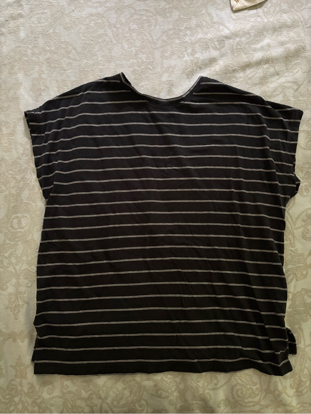 Banana Republic Black Striped Short Sleeve Tee